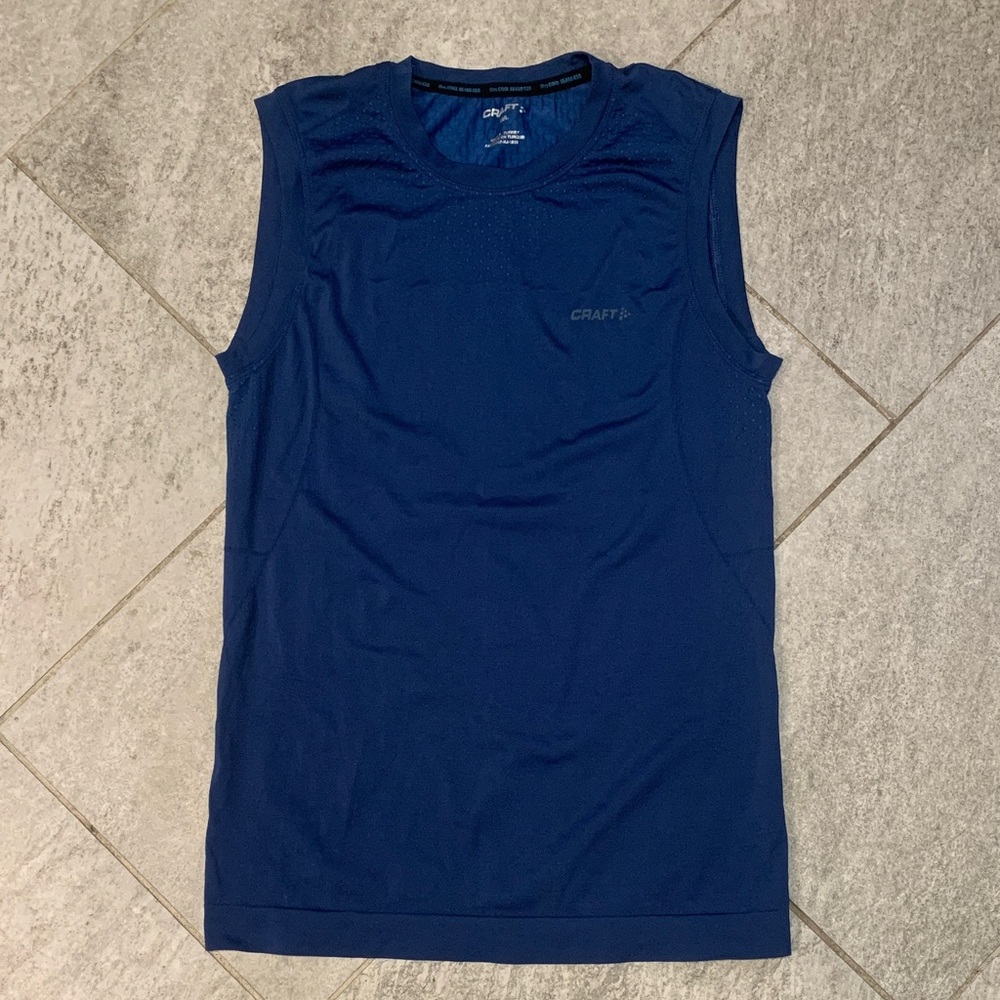 Craft Men's Cool Mesh Seamless Deep Blue Tank Top Sweat Wicking